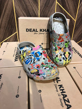 Women Comfortable Crocs Size 9/5