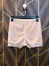 Women Mini Shorts Gym Wear Small | Size Waist 28 back foam