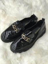 Women shoes Size 8 (EU 38)