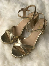 Women Heels Size 9 (EU 39)