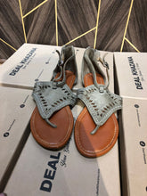 Women slipper Size 7