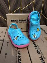 Women Comfortable Crocs Size 5