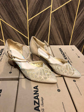 Women Minor stain see in picture Heels Size 38/8