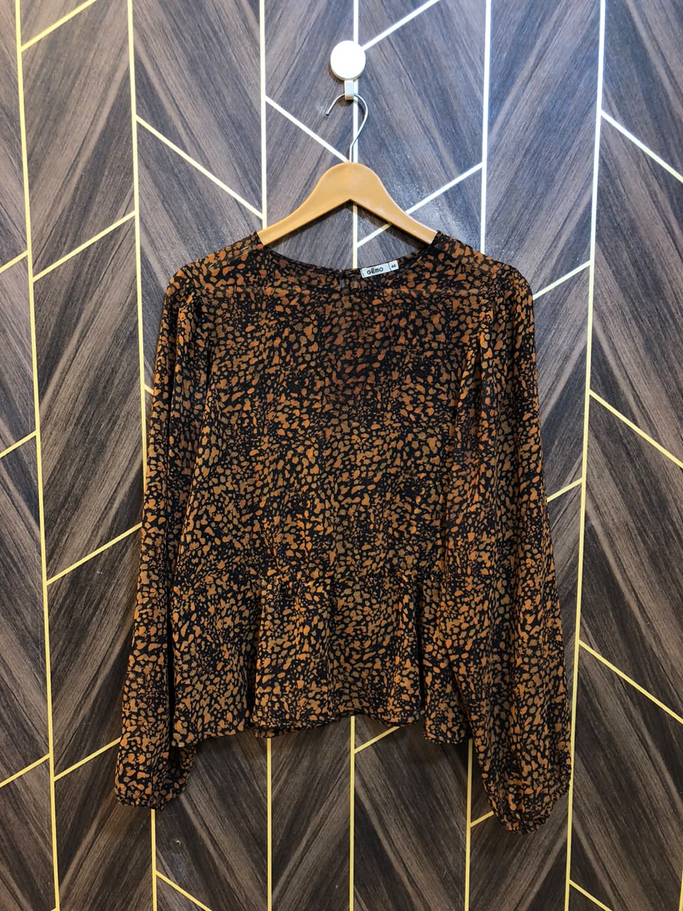 Western Top Chiffon (See Through) – Medium Size (Chest: 19, Length: 24  )  baggy