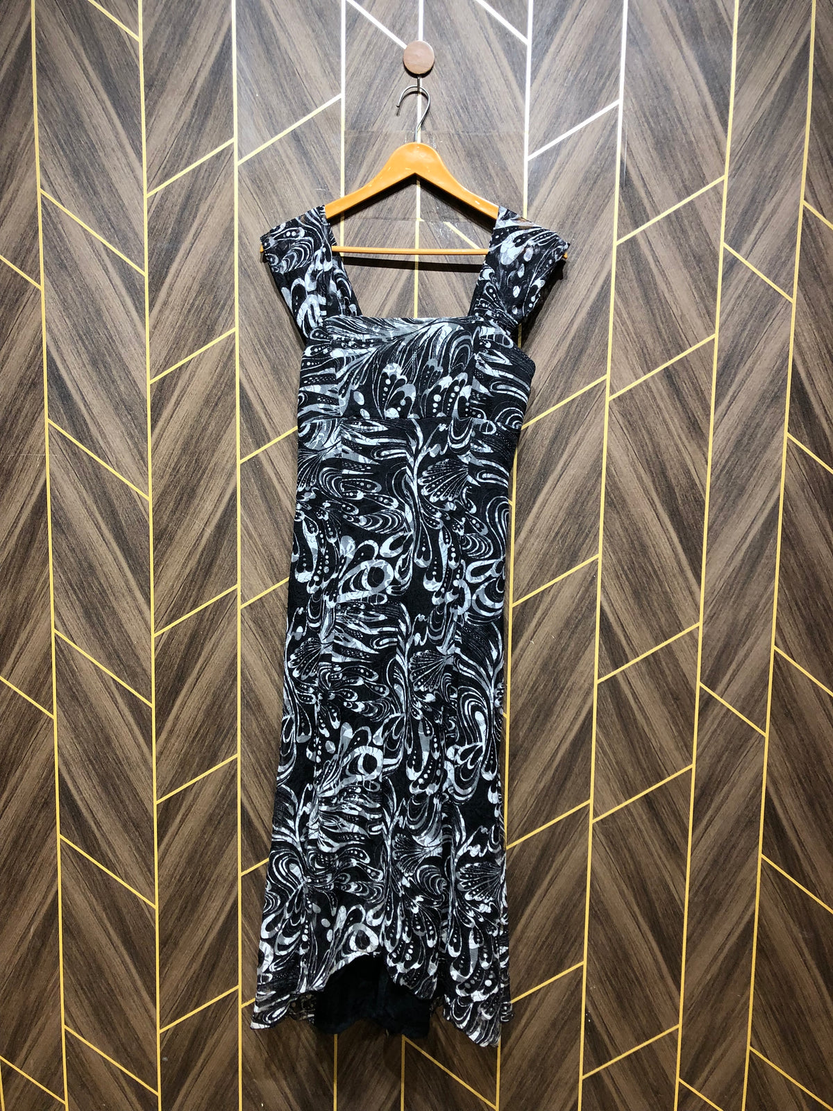 Long Maxie Jersey Small Chest 18 Length 50