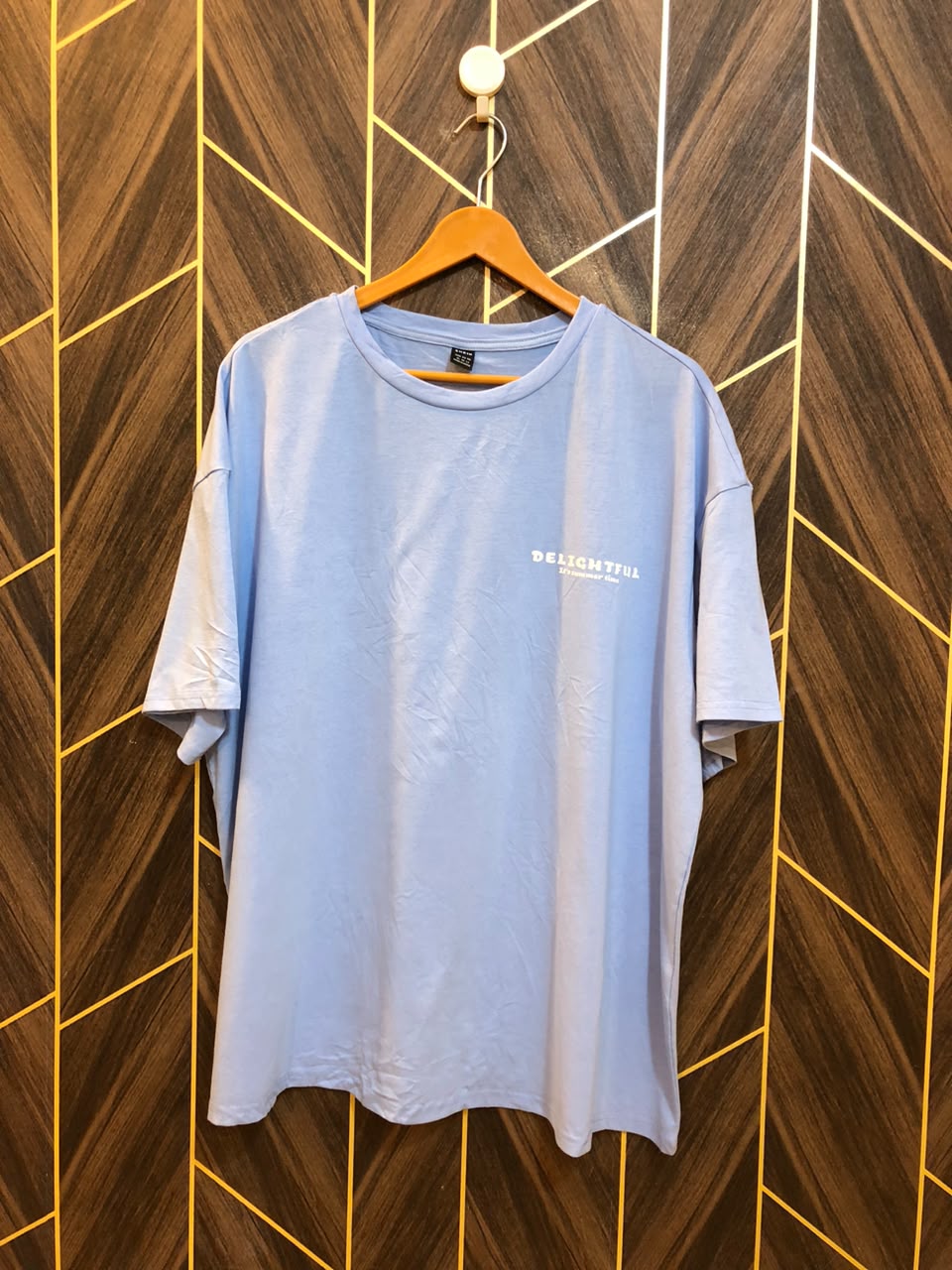 T-Shirt Jersey X Large Size Length 28  baggy