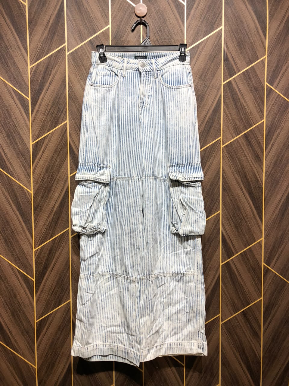Women Wide Leg Cargo Jeans X Small | Waist 26  | Length  41