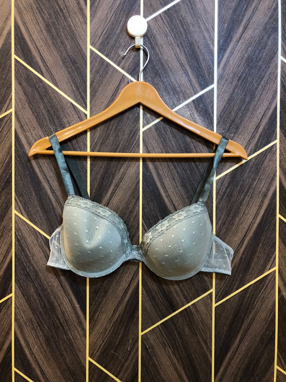 Women Sports Bra – Large to X Large
