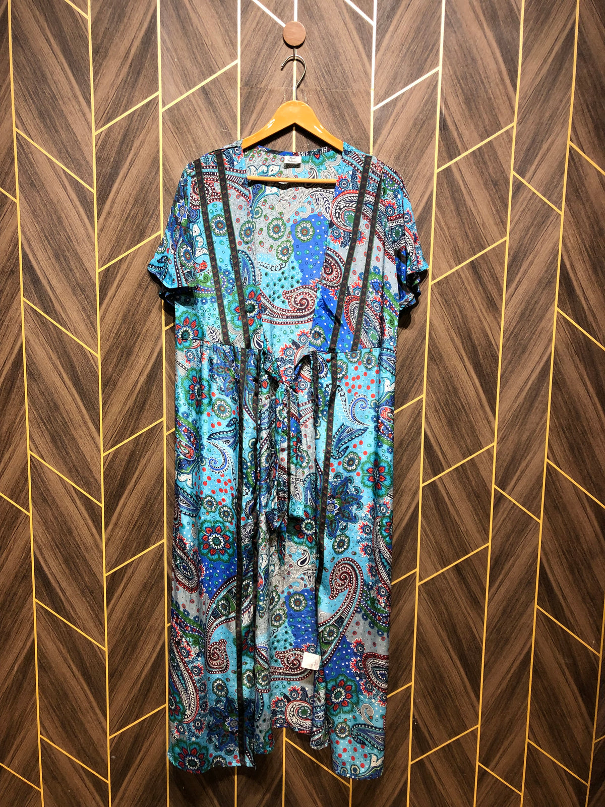 Long Shrug Silk Large Chest 20/21 Length 50