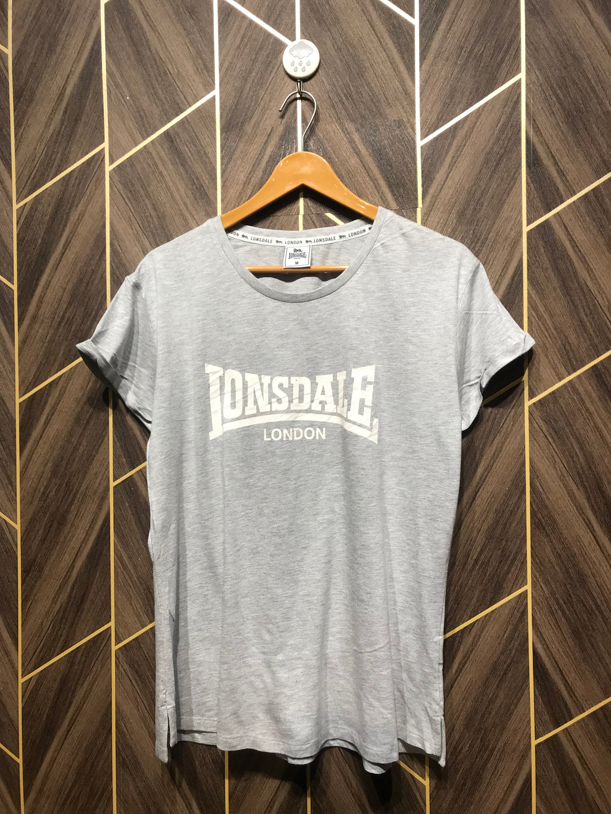 Tshirt S/M Length 27