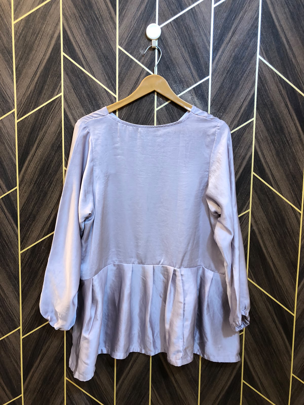 Western Top Silk – Large Size (Chest: 20, Length: 27 )
