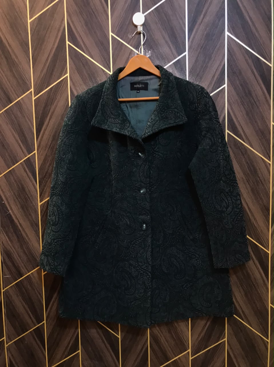 Women Wool Coat Large | Size | Chest 20 | Length 32