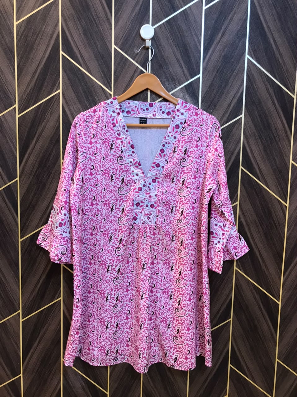 Western Top Silk – Medium to large Size (Chest: 19 to 20 , Length: 32 )