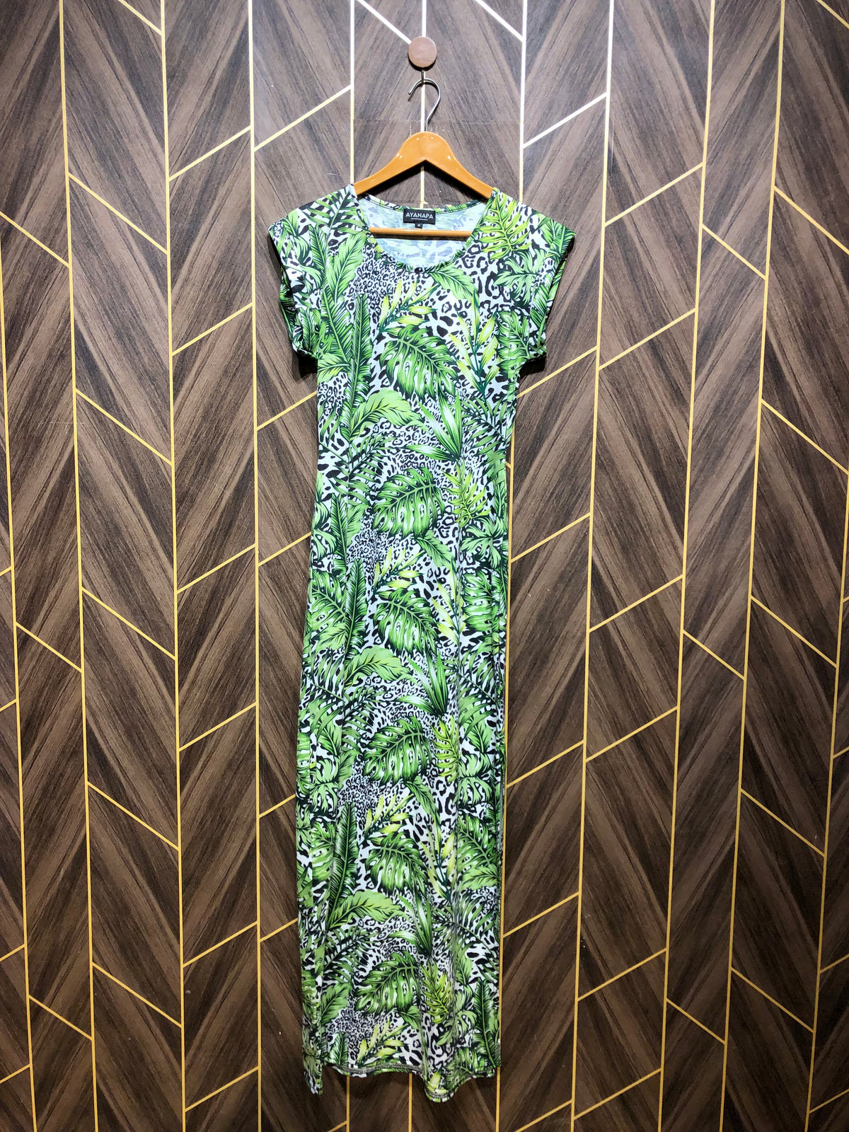 Long Maxie Jersey Small Chest 18 Length 53