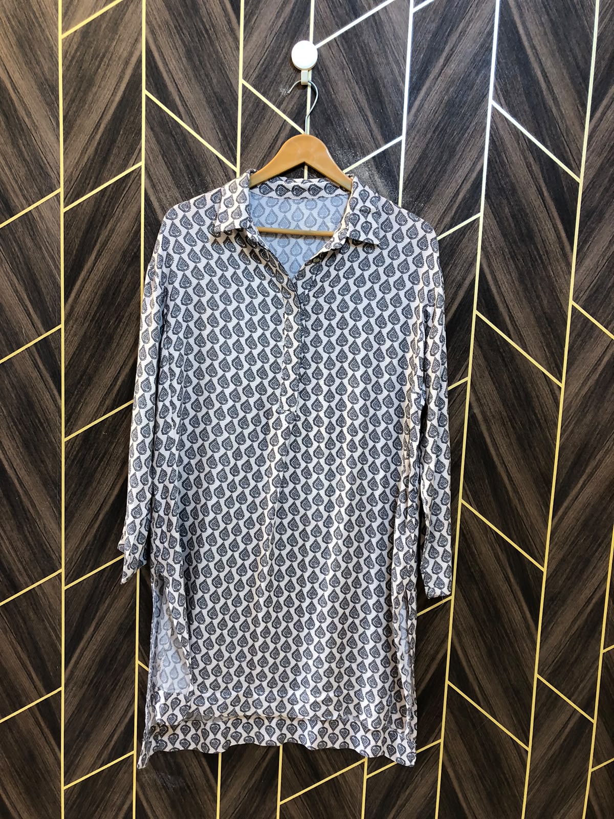 Women Long Shirt Linen Large | Chest 21 | Length 37