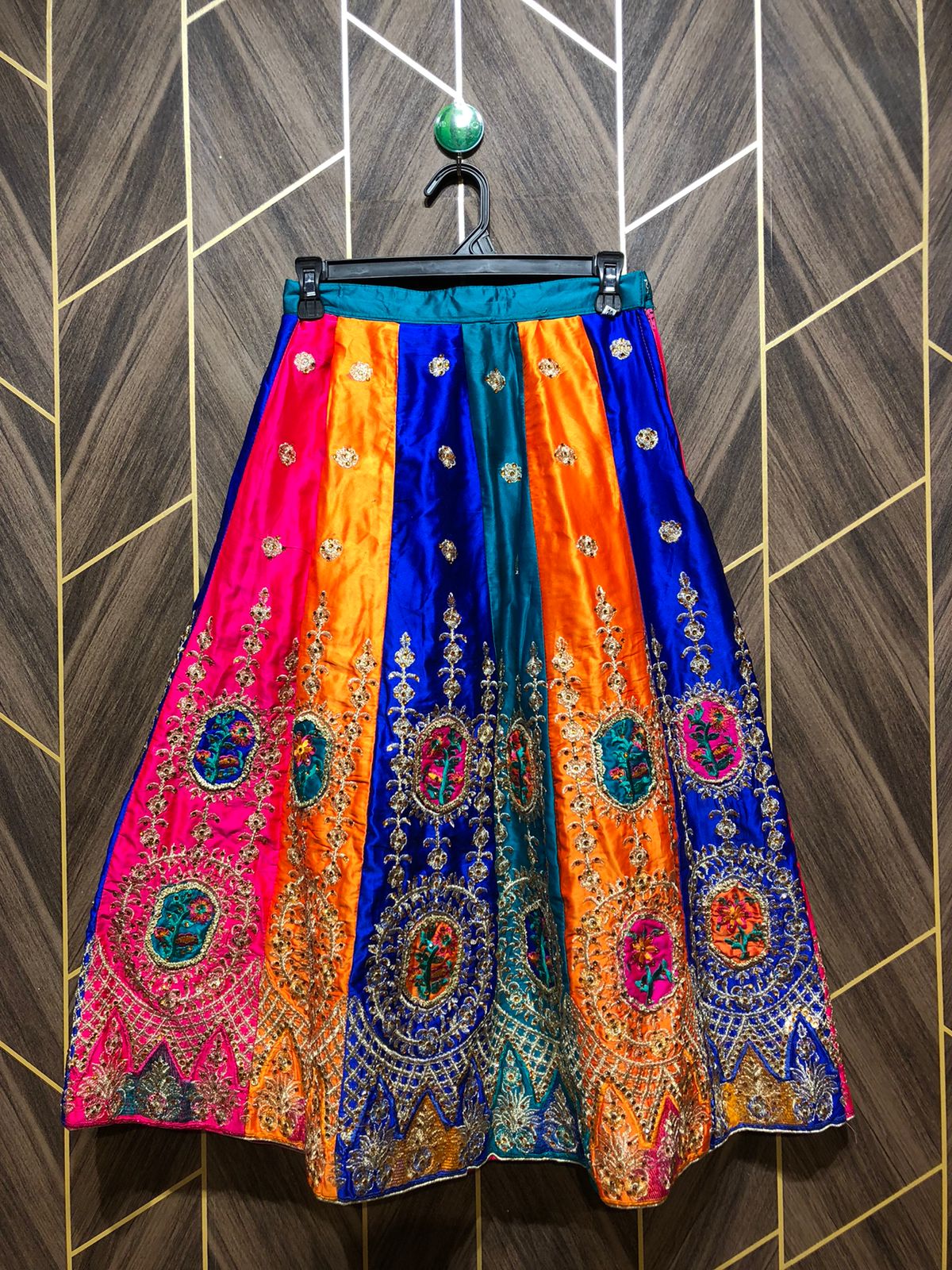 Western Silk Skirts X Small | Size Waist 26 | Length 31