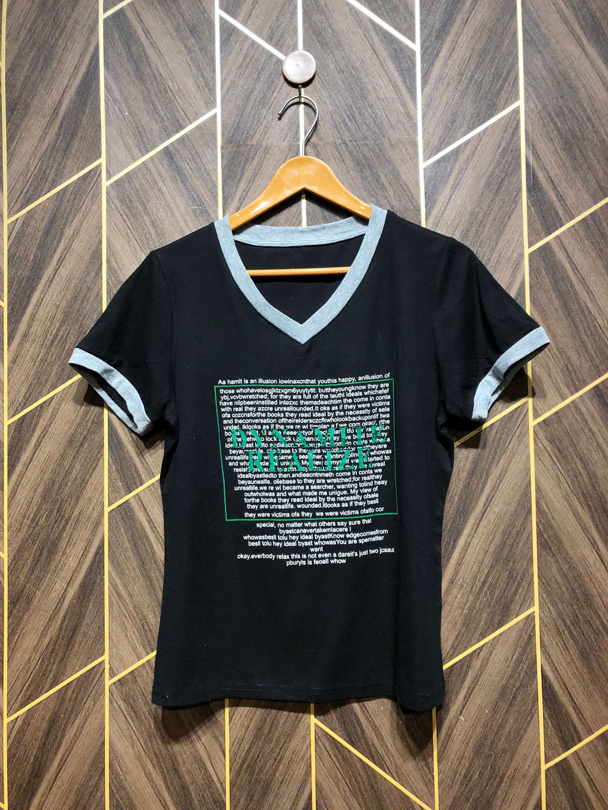T-Shirt Jersey Medium Size Length 23