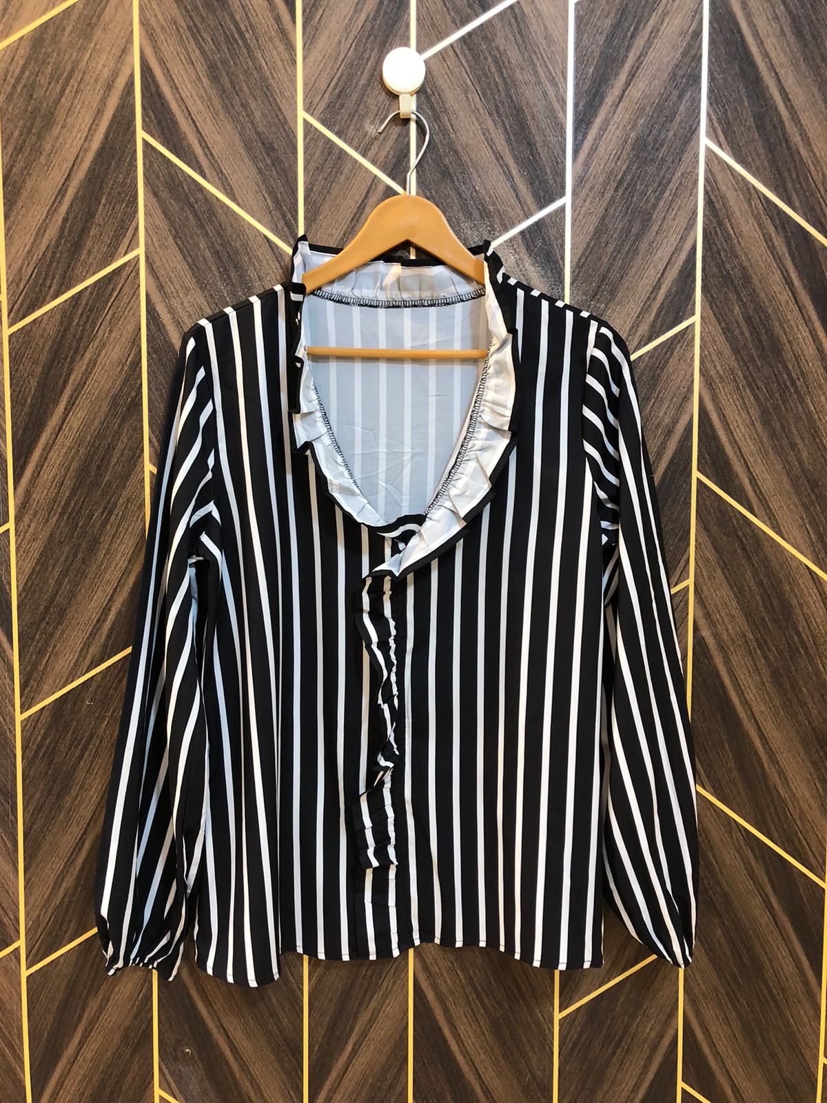 Western Top Silk – Medium Size (Chest: 19, Length: 29 )