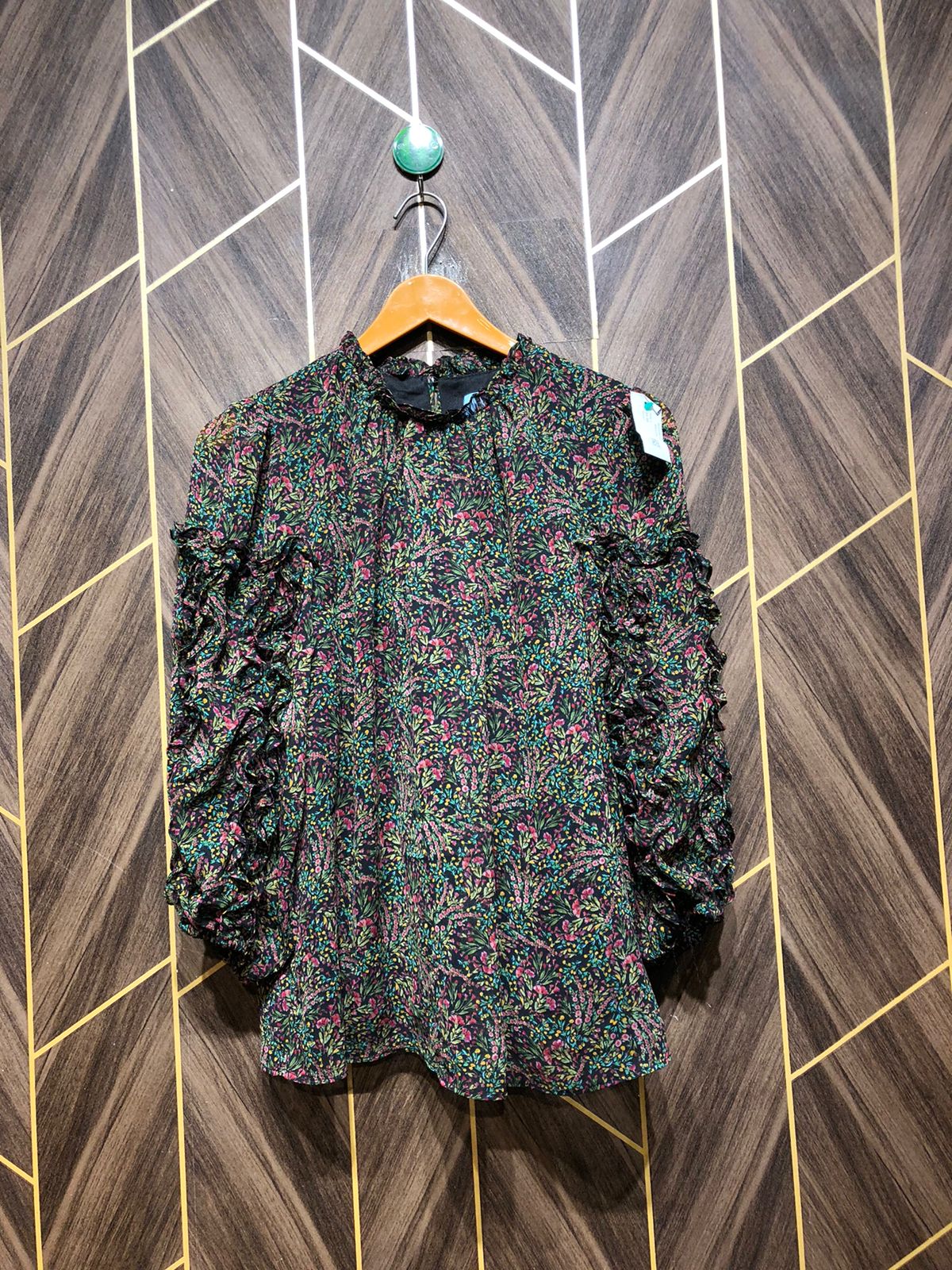 Western Top Chiffon – X-Large Size (Chest: 21, Length: 24)