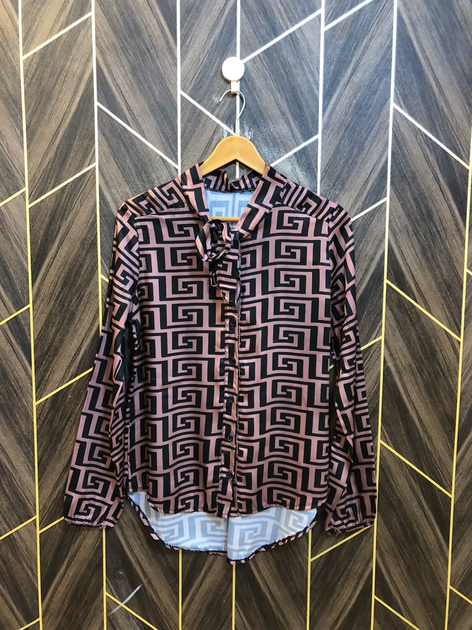 Western Top Silk – Medium Size (Chest: 19, Length: 28 )