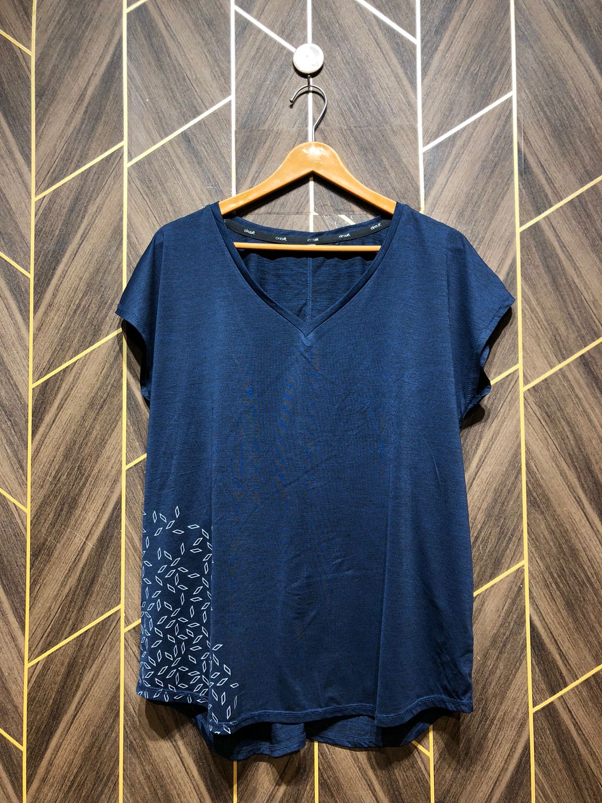 T-Shirt Jersey Large Size Length 28