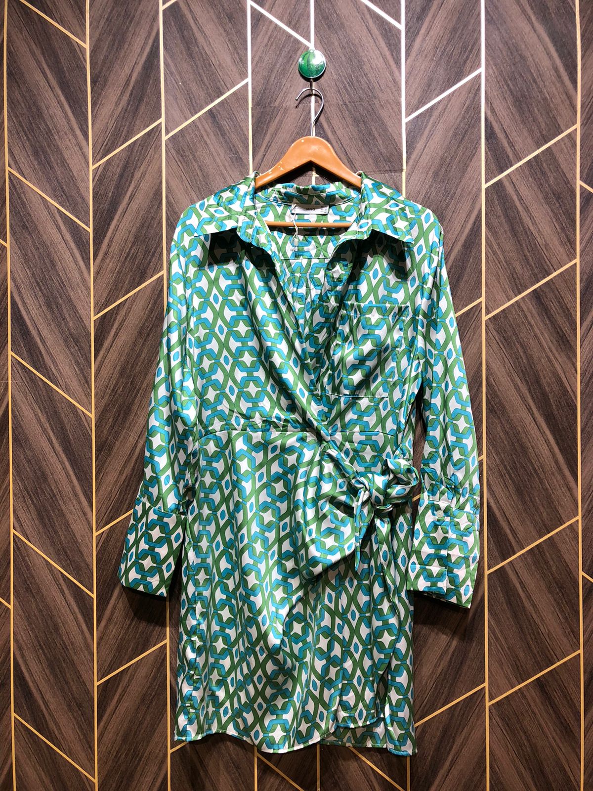 Women Long Shirt Silk X Large | Chest 22 | Length 37