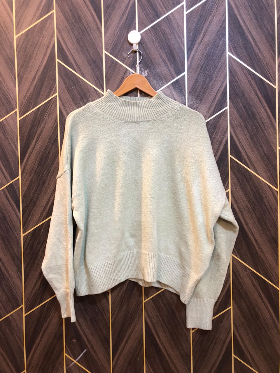 Women Crop Sweater X Large | Size | Chest 22 | Length 22