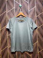 Sports T-Shirt Jersey Small Size Length 24