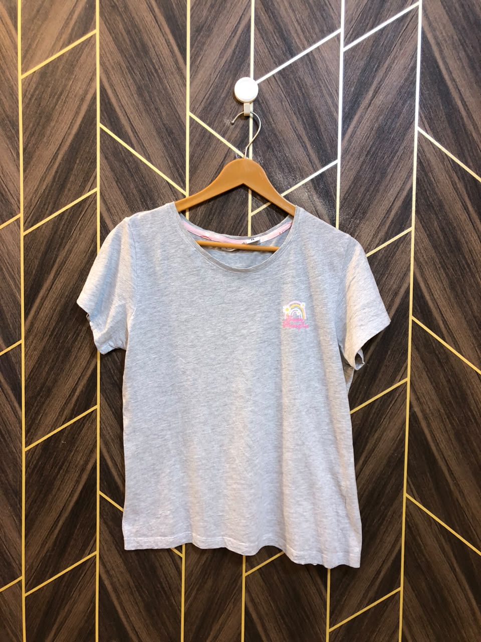T-Shirt Jersey Small to Medium Size Length 24
