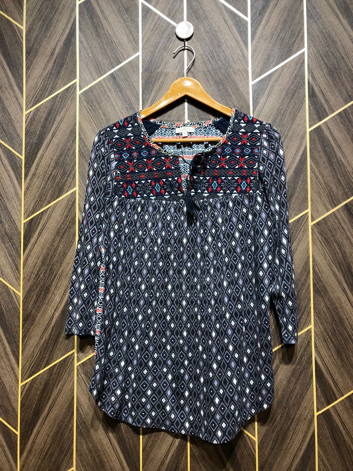 Western Top Linen – Small Size (Chest: 18, Length: 28 )
