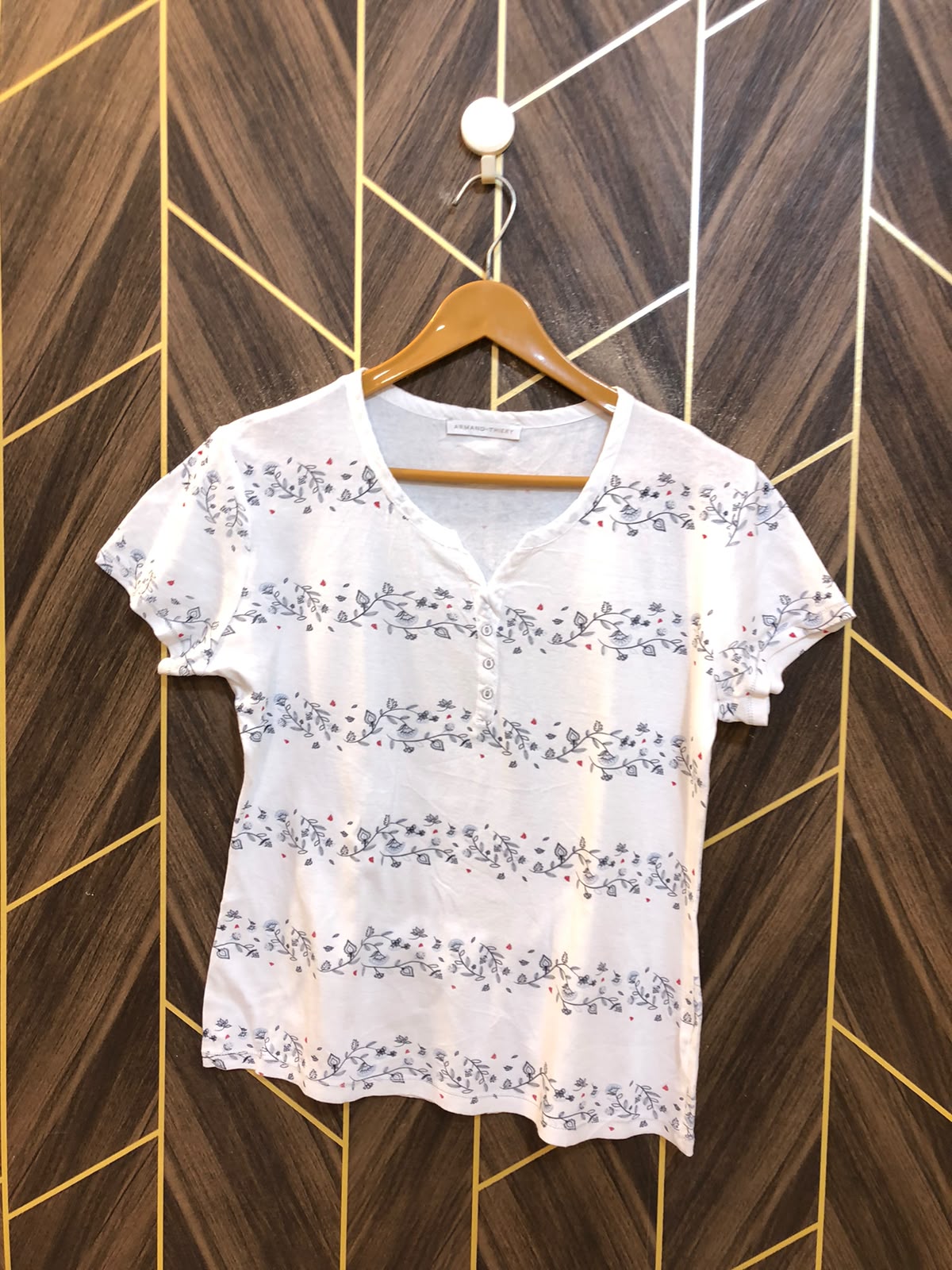 T-Shirt Jersey Medium Size Length 22