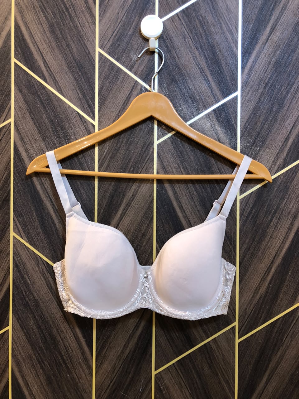 Women Sports Bra – Medium