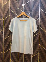 T-Shirt Jersey Medium to Large Size Length 26