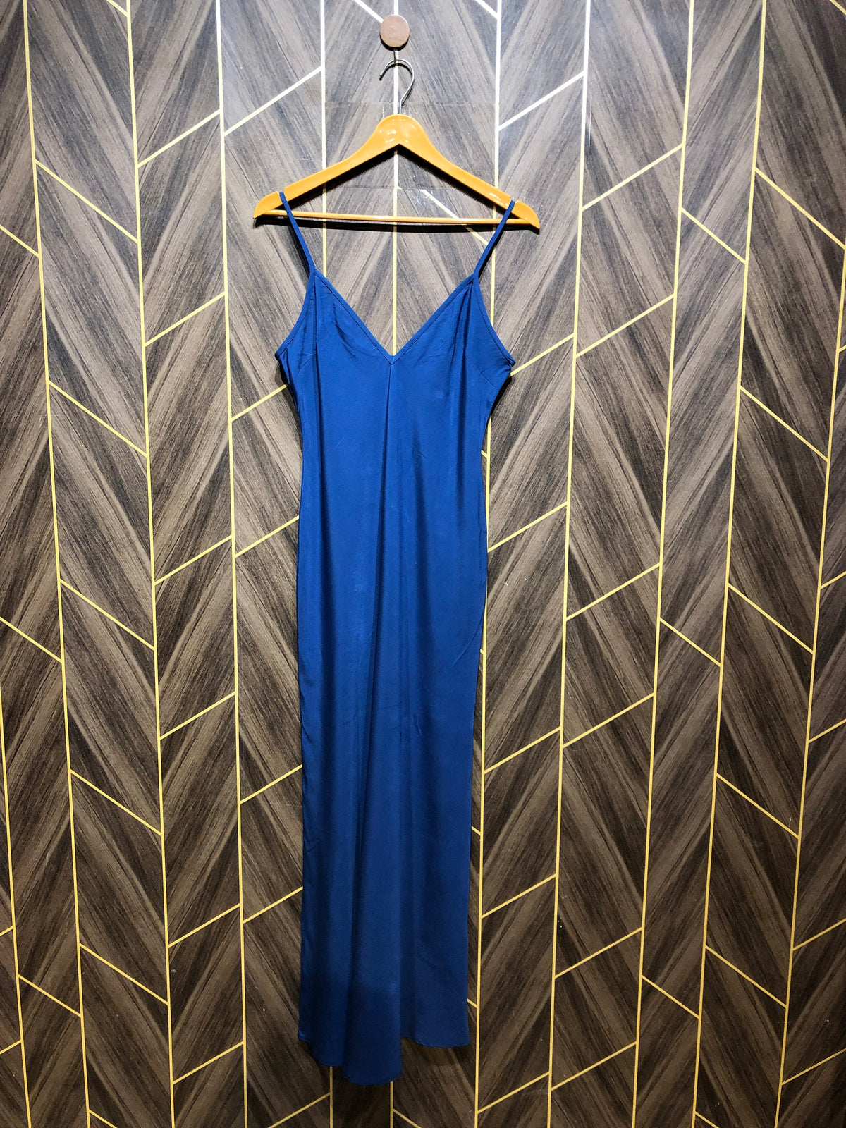 Long Maxie Jersey Small Chest 18 Length 52