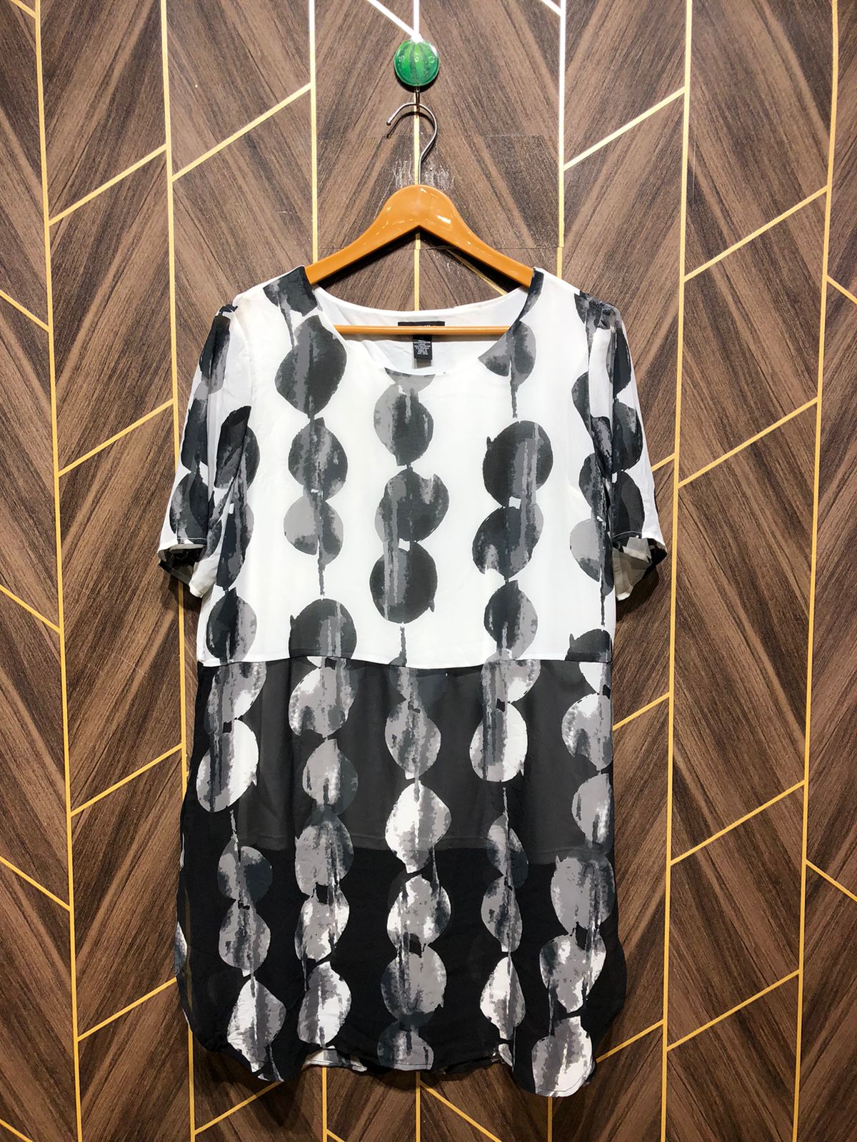 Women Long Shirt  Net  Jersey X Large | Chest 21 | Length 34