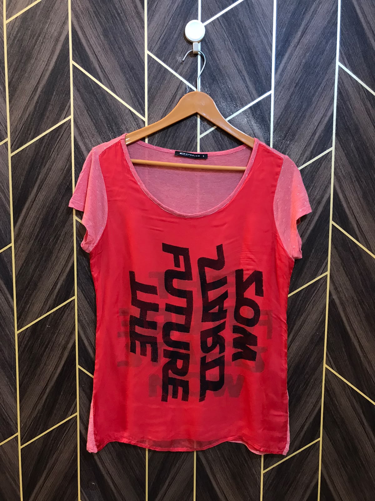 T-Shirt Jersey Small to Medium Size Length 26