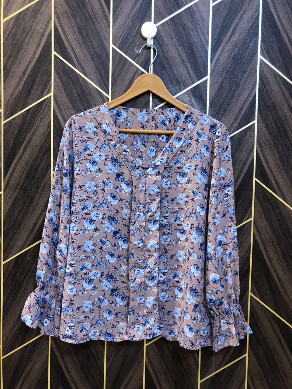 Western Top Chiffon – Medium Size (Chest: 19, Length: 23 )