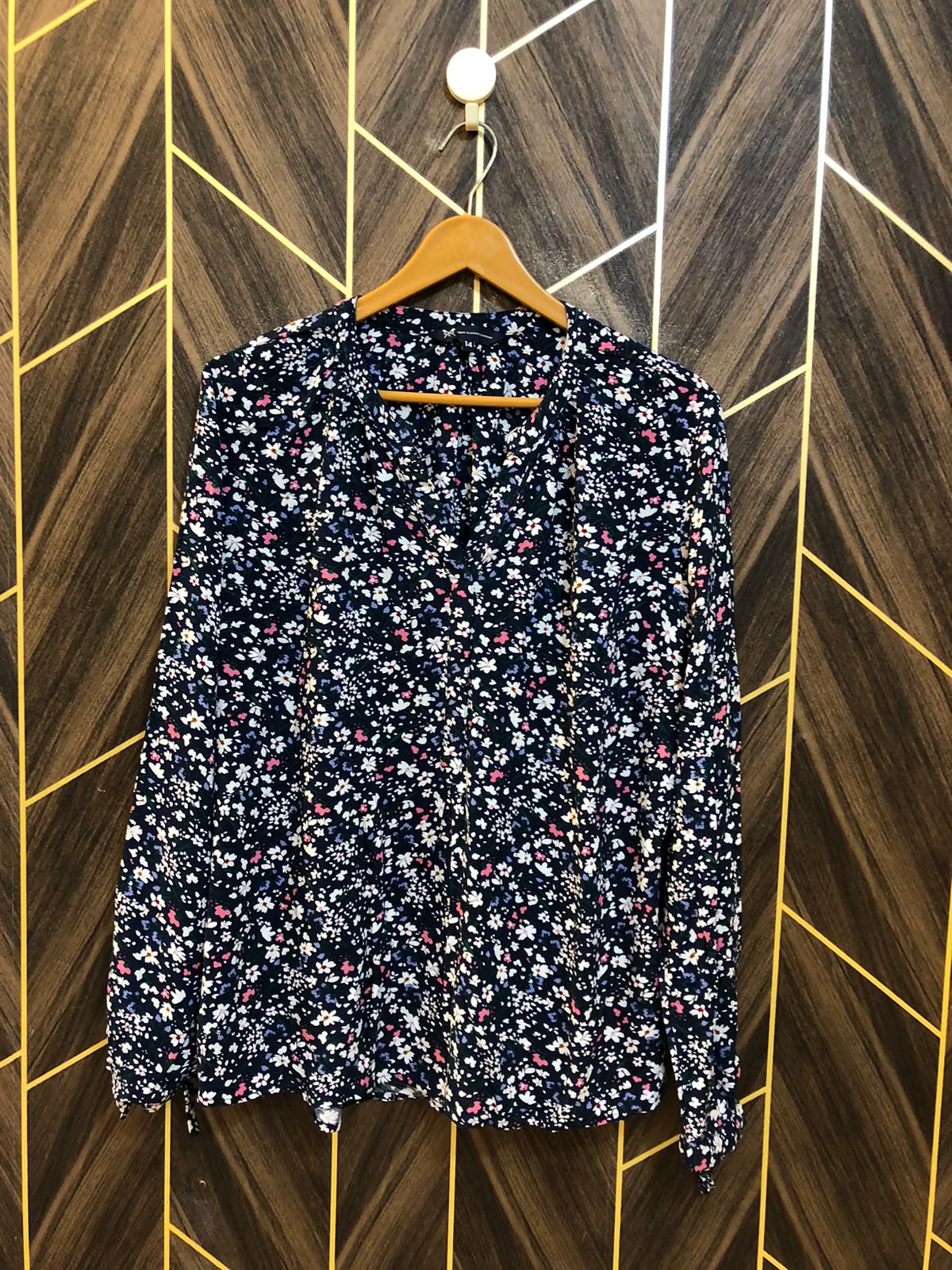 Western Top Linen  – X-Large Size (Chest: 22, Length: 27 )