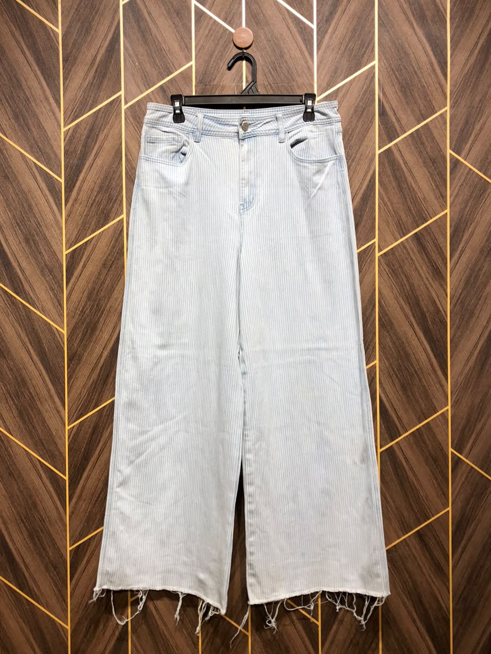 Women Wide Leg Jeans Medium to Large | Waist 32  –34 | Length 40