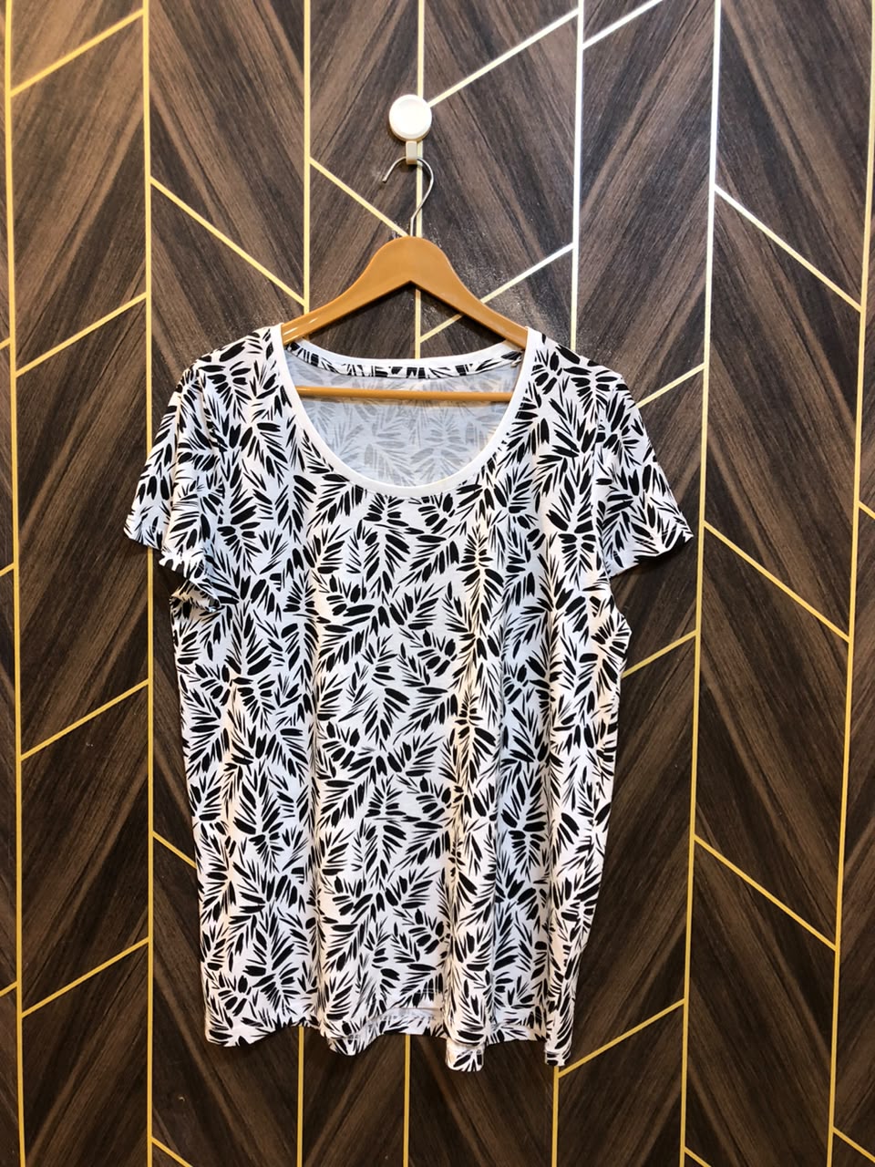 T-Shirt Jersey Medium Size Length 26