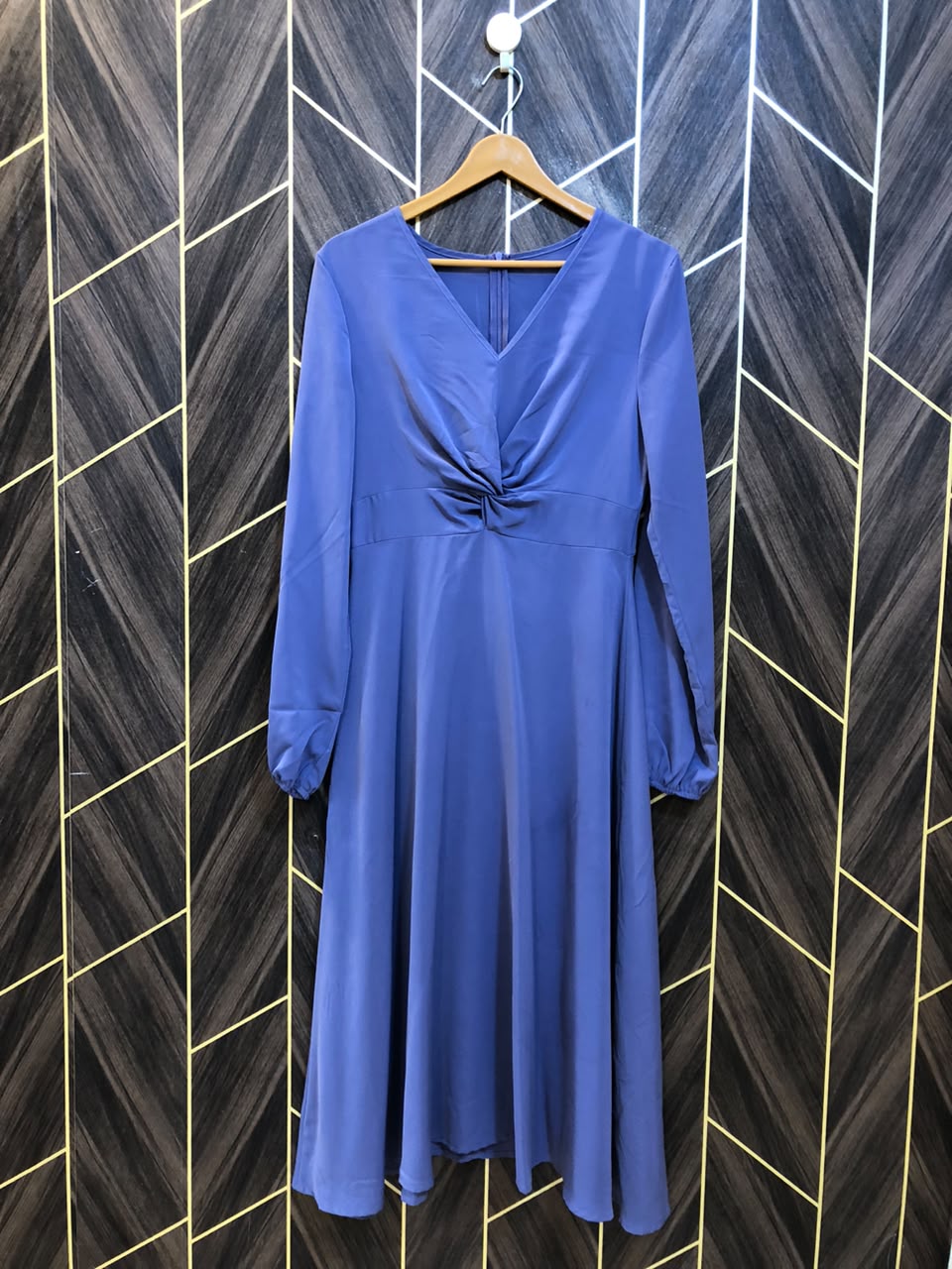 Western Long Maxi Silk Small | Size | Chest 18 | Length 46