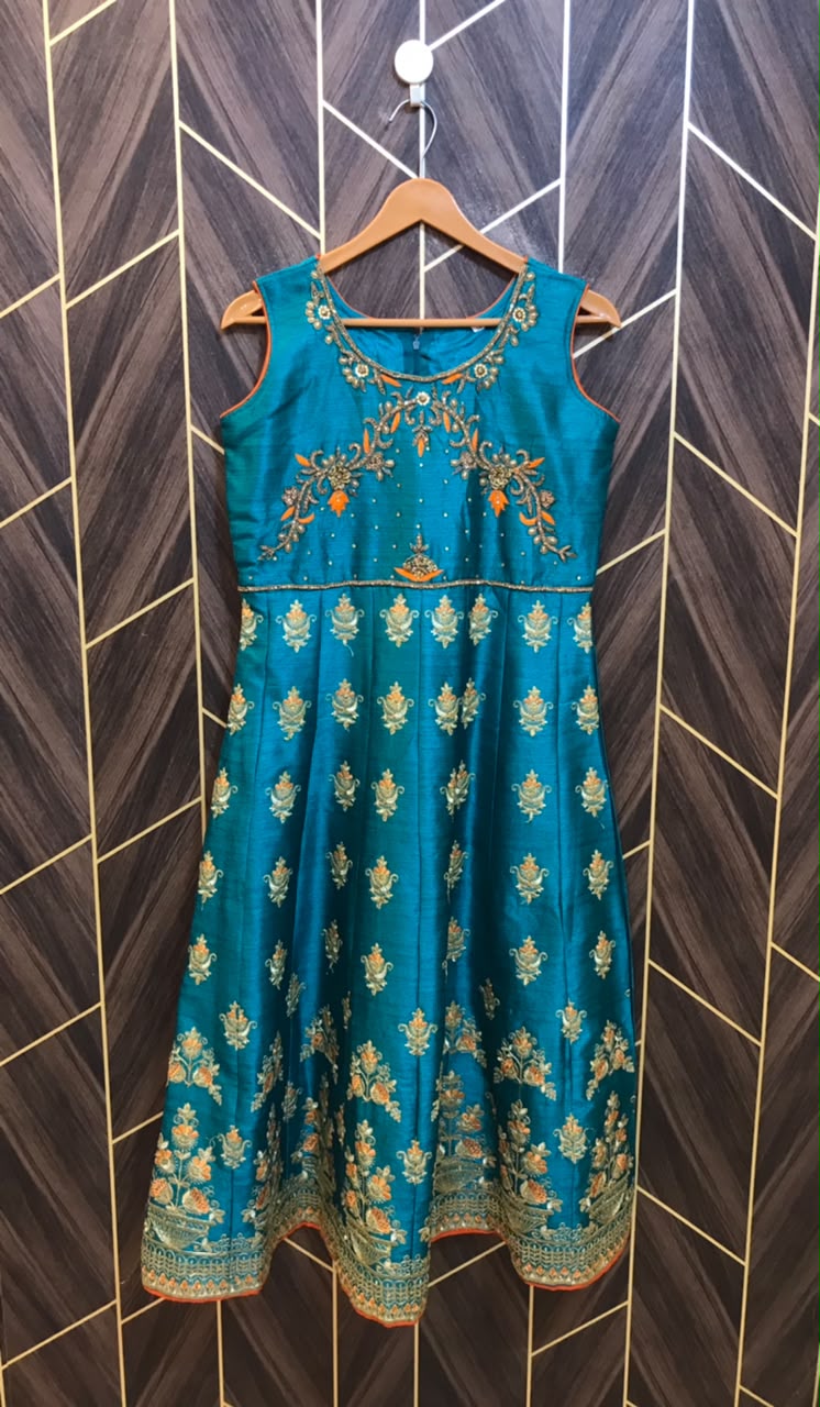 Western Long Maxi  dress  Silk Small | Size | Chest 18 | Length 46