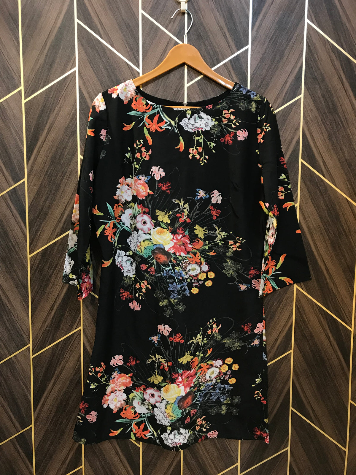 Long Shirt Straight Xsmall Chest 17 length 33 Chiffon 1024