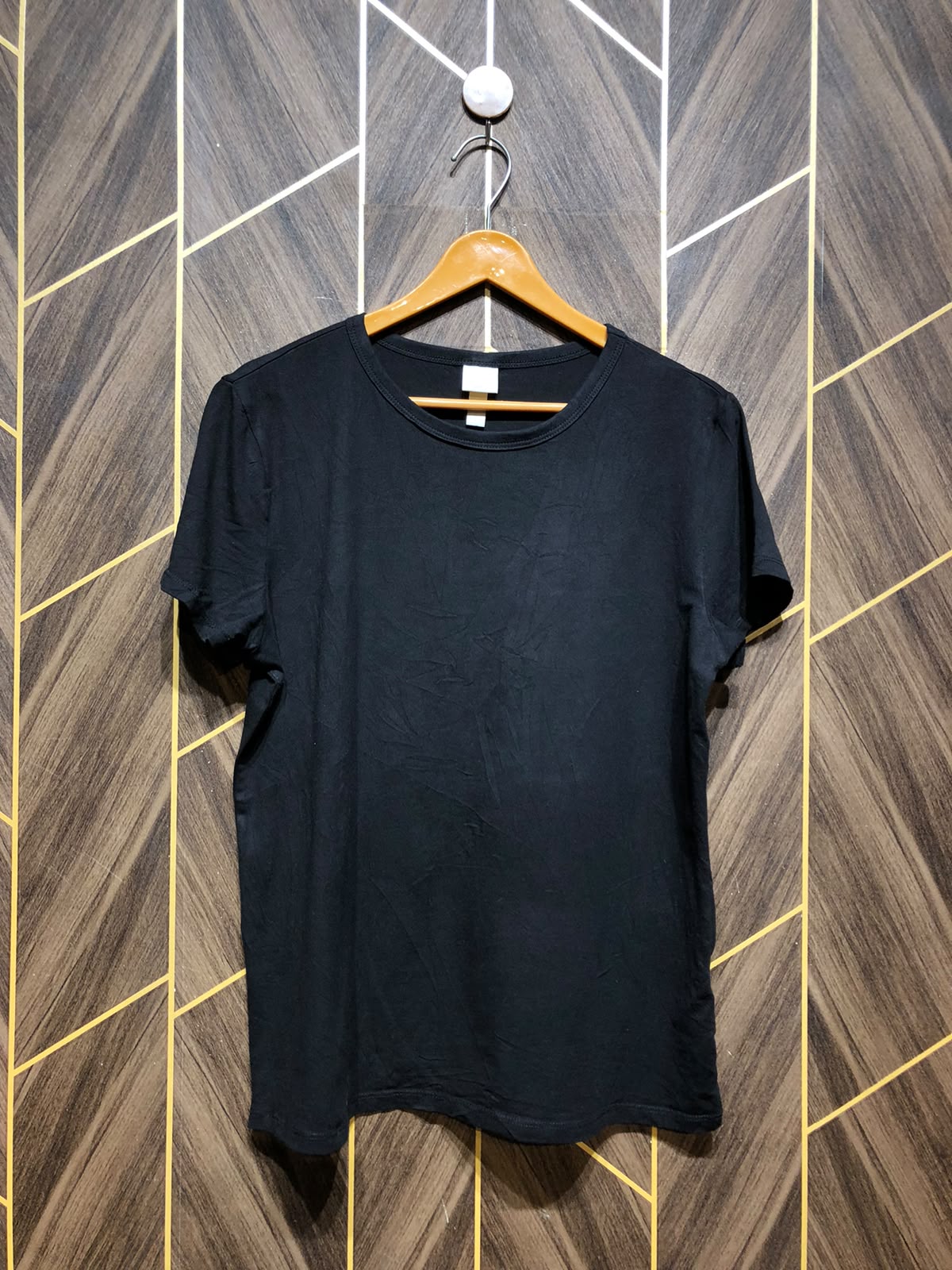 T-Shirt Jersey Medium to Large Size Length 26