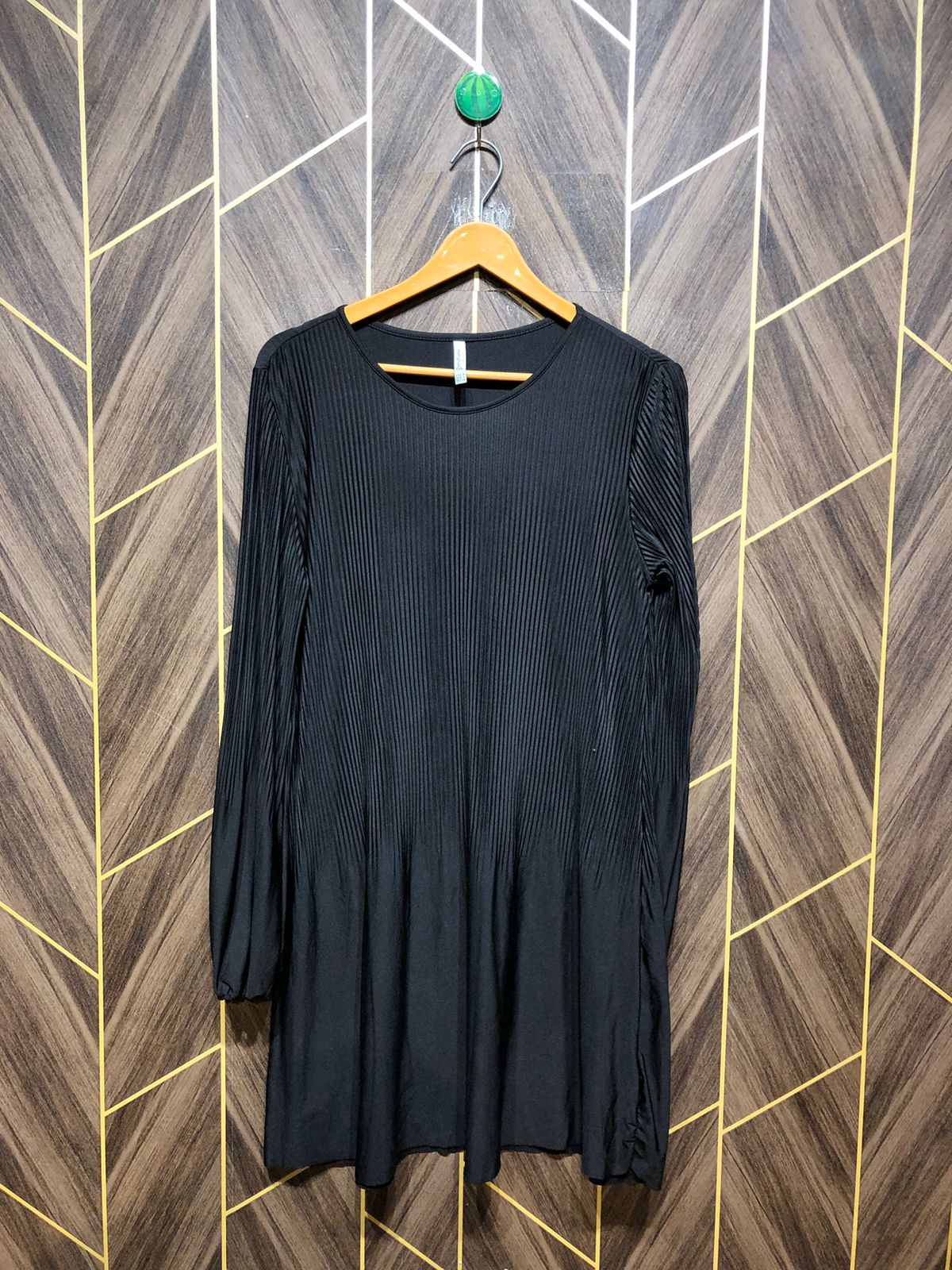 Women Long Shirt Jersey Large | Chest 20 | Length 35