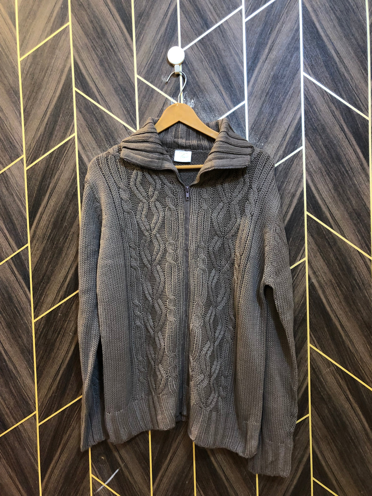 Crop Sweater Medium Baggy Chest 19/20