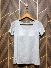 T-Shirt Jersey Small to Medium Size Length 24