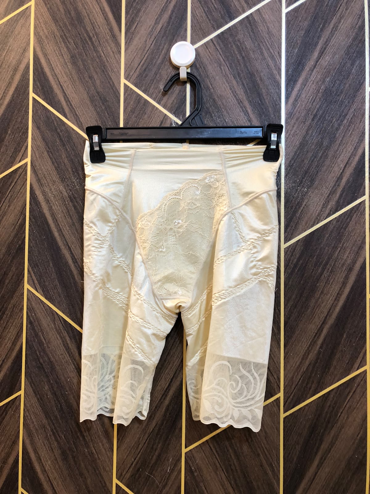 Women Mini Shorts Gym Wear Small | Size Waist 28