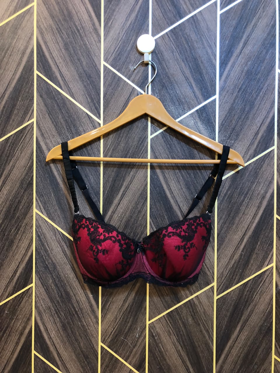 Women Sports Bra – Medium