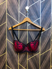 Women Sports Bra – Medium
